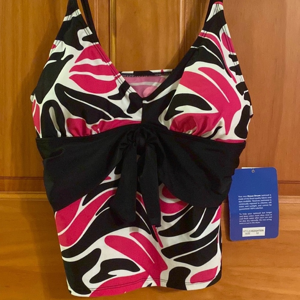 Ocean Dreams Pink and Black Abstract Swim Tank Top NWT